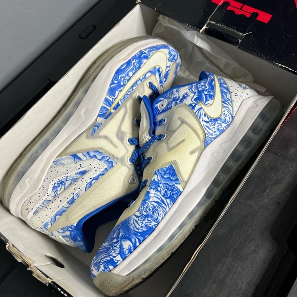 LEBRON CHINA PACK - Picture 3 of 3